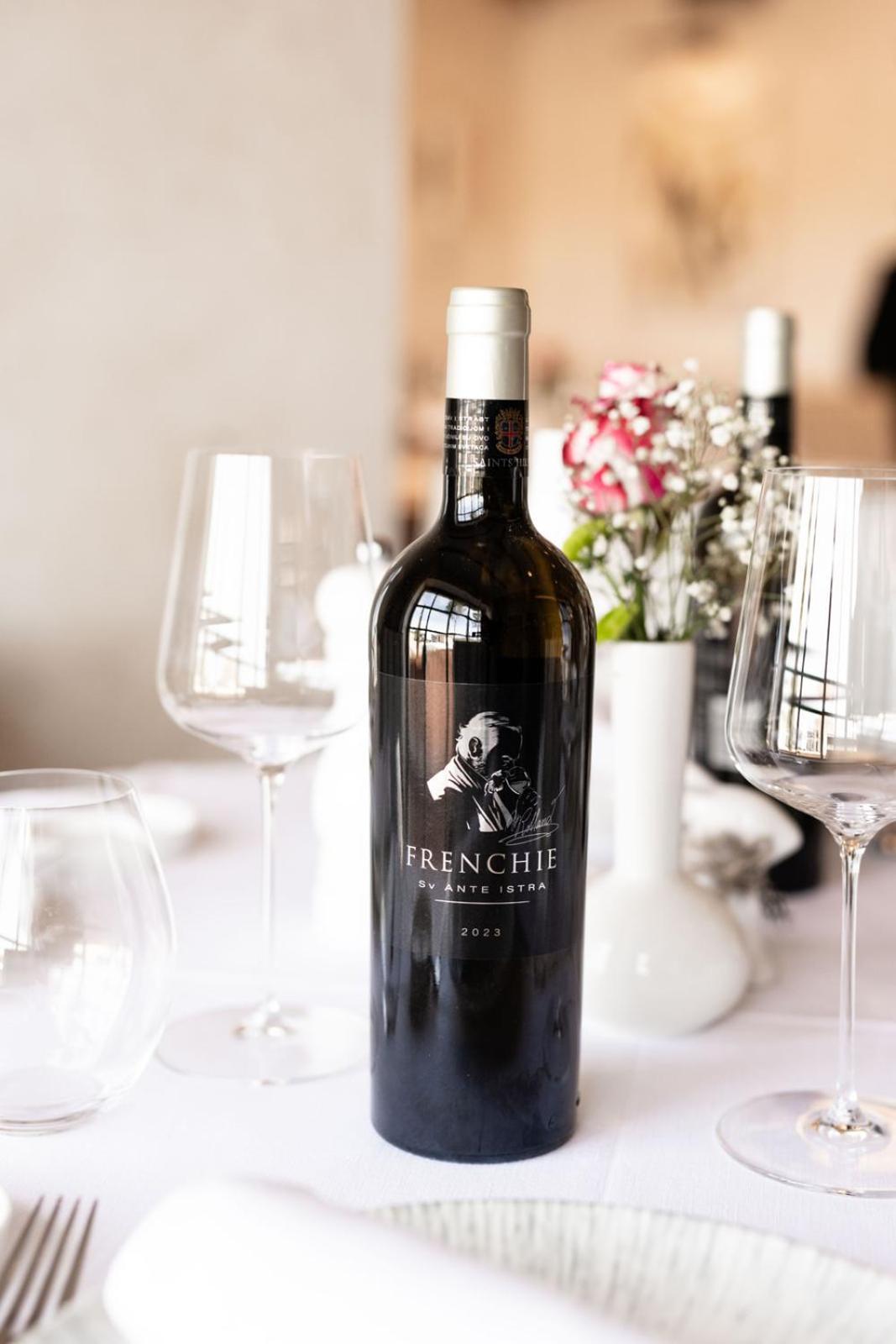 Višnjan Saints Hills Cantina المظهر الخارجي الصورة